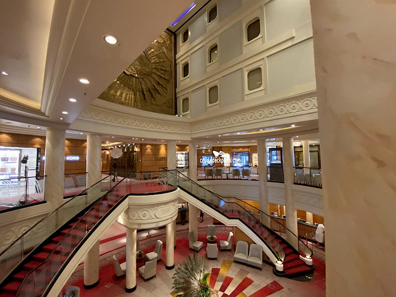 Queen Mary 2 - October - November 2023 - Rotterdam